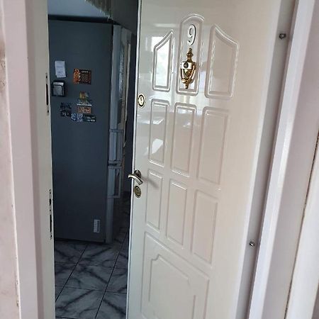 Apartament Cu Regim Hotelier In Dr.Tr. Severin Szörényvár Kültér fotó